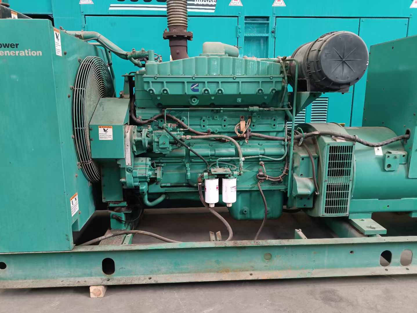 安多过载会对 600kW 柴油发电机组造成哪些损害？