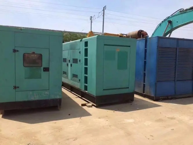 安多柴油发电机组的电压和功率之间有什么关系？