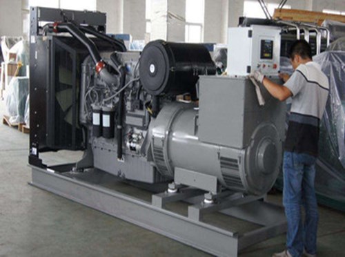 安多柴油发电机组和储能设备配合使用的案例