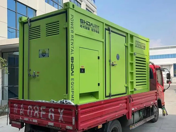 安多更换水冷式机油散热器的密封件时，如何选择合适的密封胶？