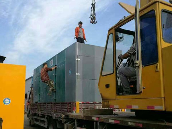 安多更换水冷式机油散热器密封件的操作流程是怎样的？