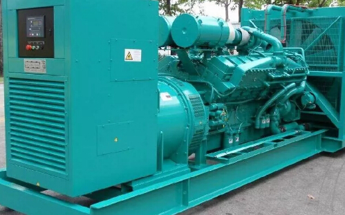 安多柴油发电机组冬季使用中需要注意哪些事项？